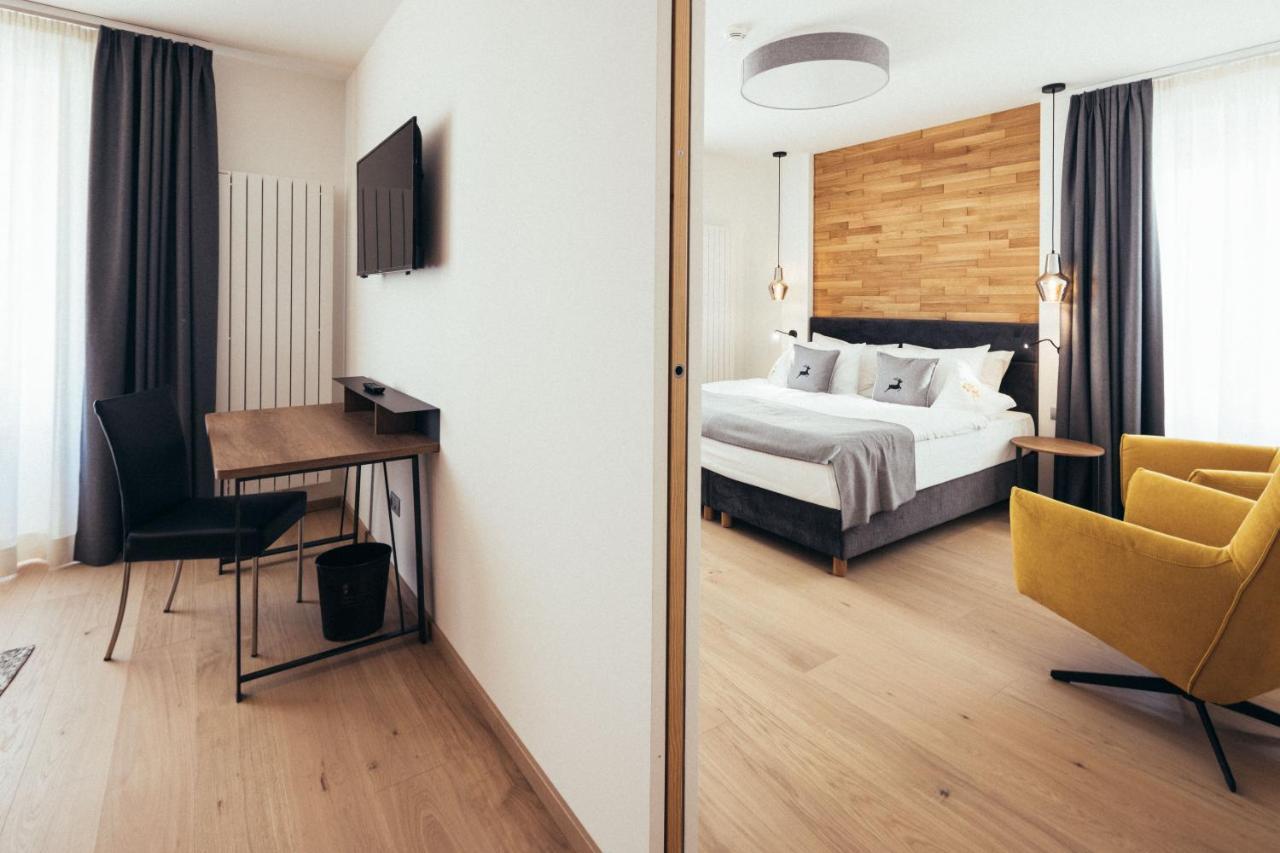 Genusshotel Goldene Rose Silandro Luaran gambar
