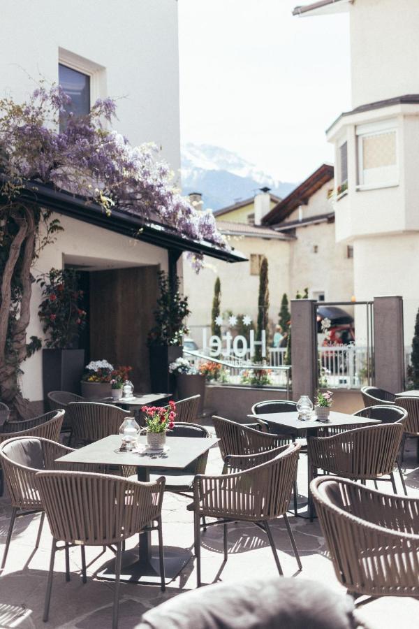 Genusshotel Goldene Rose Silandro Luaran gambar