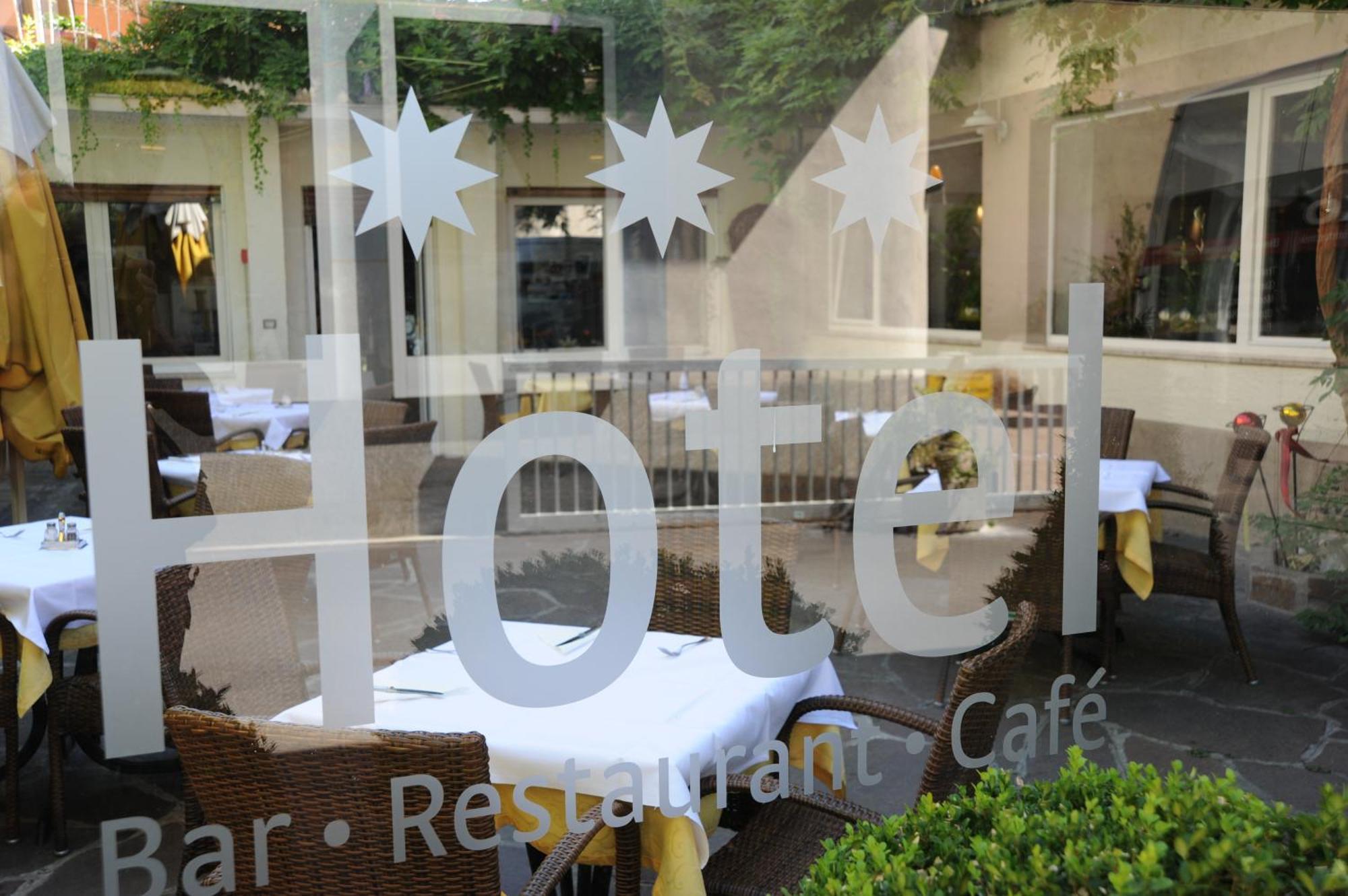 Genusshotel Goldene Rose Silandro Luaran gambar
